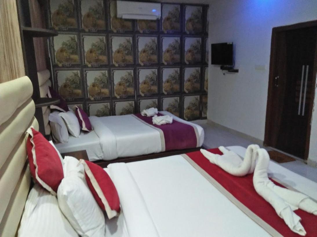 Royal Villa Beach Resort Govind Nagar Екстериор снимка
